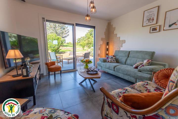 Gîte pour 6 personnes, avec jardin