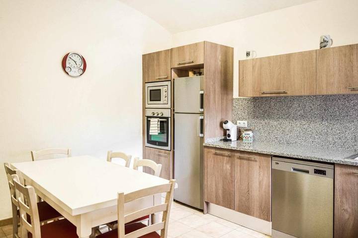 Location de vacances pour 10 personnes, avec jardin et vue à Banyoles - 4