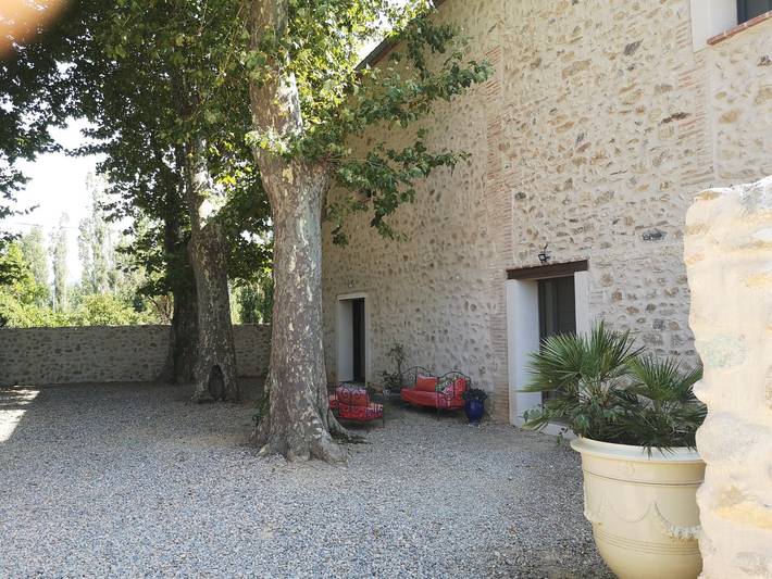 Gîte pour 17 personnes, avec terrasse et jardin ainsi que piscine et jacuzzi à Saint-Génis-des-Fontaines - 3