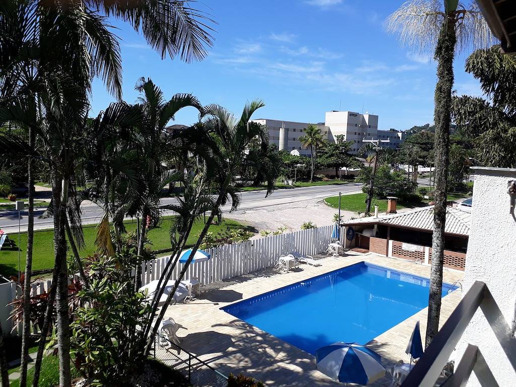 Triplex Cond House, - 4Dorm.- Mts From The Beach - Air Condic in Toninhas Ubatuba, Ubatuba