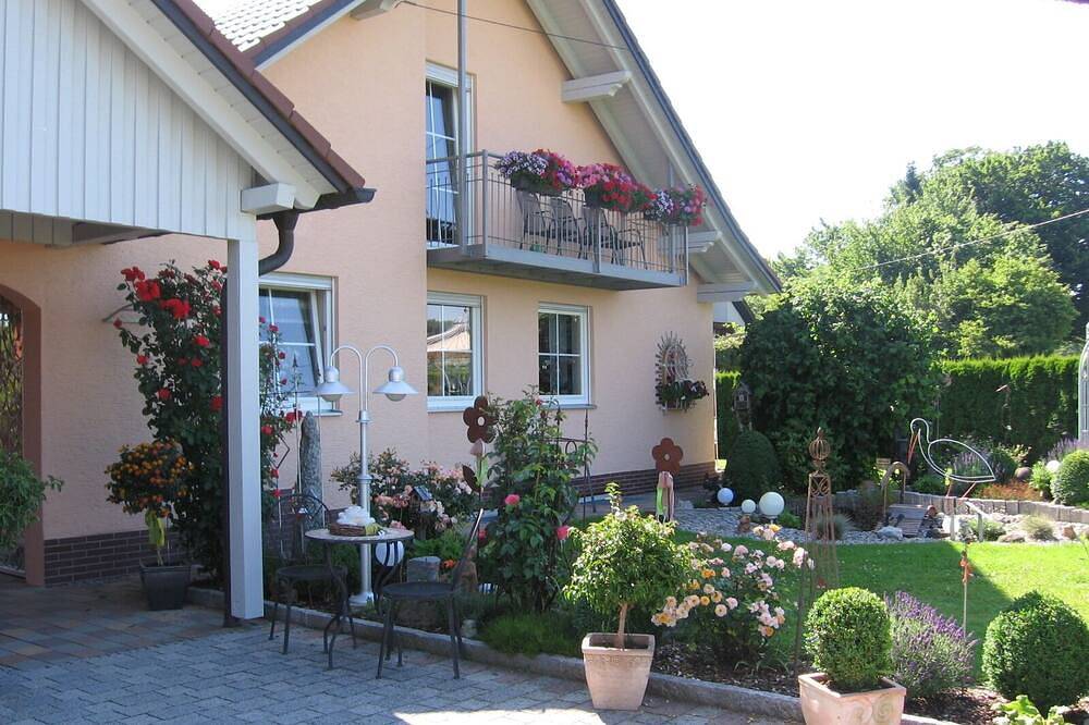Ganze Wohnung, Familienfreundliche Fewo Nähe Legoland  für 5 Pers. in Kammeltal, Bayerisch Schwaben