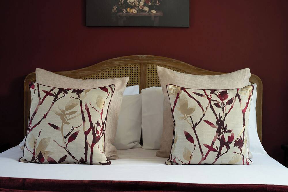 The Garden Cottage With Hot Tub, Pet Friendly! in Portsoy, Aberdeenshire