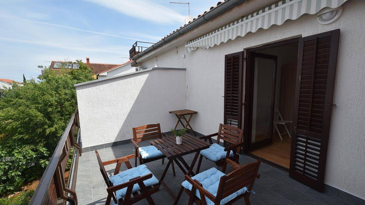 Ganze Ferienwohnung, Ferienwohnung für 5 Personen (40 m²) in Malinska in Malinska-Dubašnica, Krk