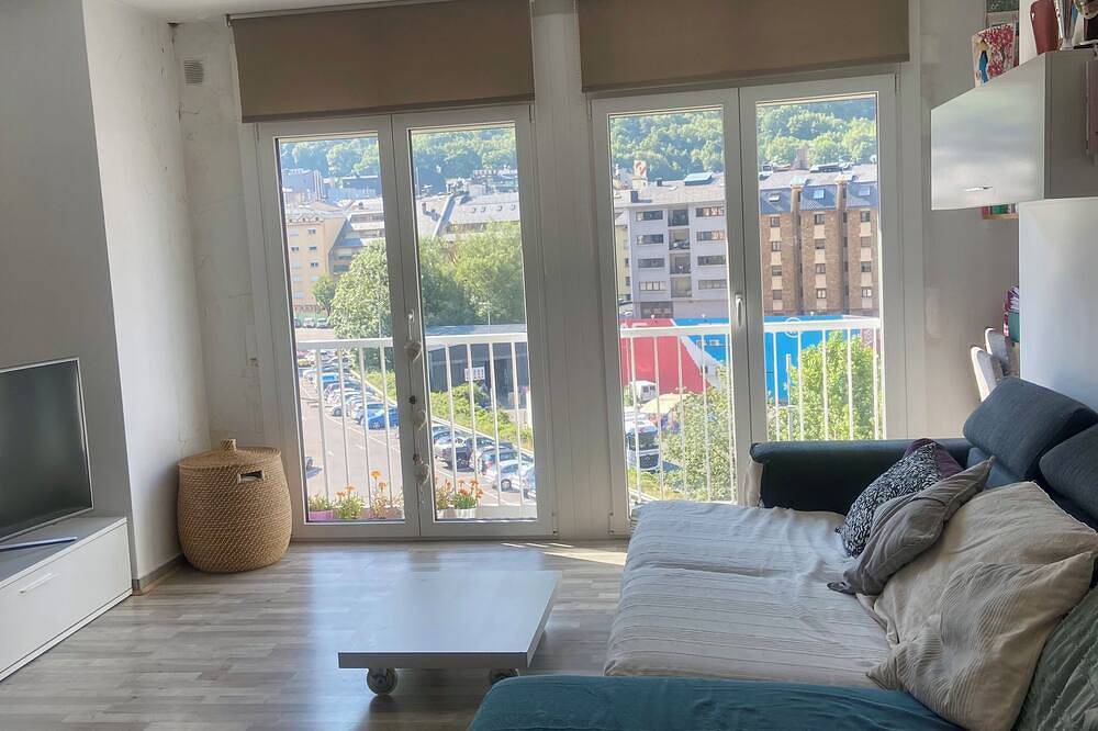 Entire apartment, Nice apartment in the center of town with spectacular views in Andorra la Vella, Grandvalira