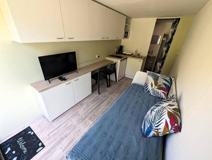 Location de vacances pour 2 personnes, avec vue et terrasse à Les Hautes-Rivières - 2