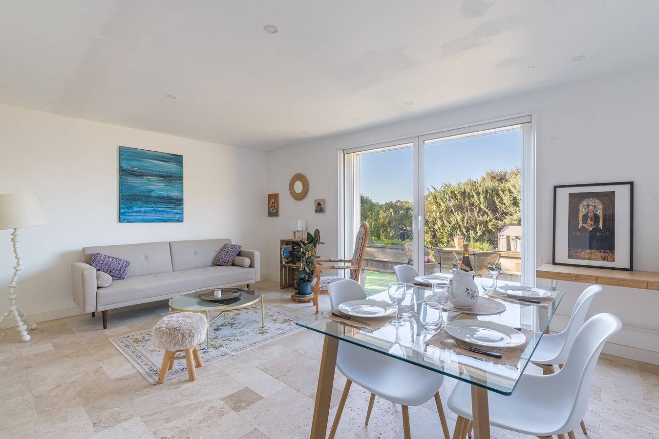 Entire apartment, La Bastidonne: Peaceful Retreat with Private Pool in the Heart of the Luberon in La Bastidonne, Parc naturel régional du Luberon