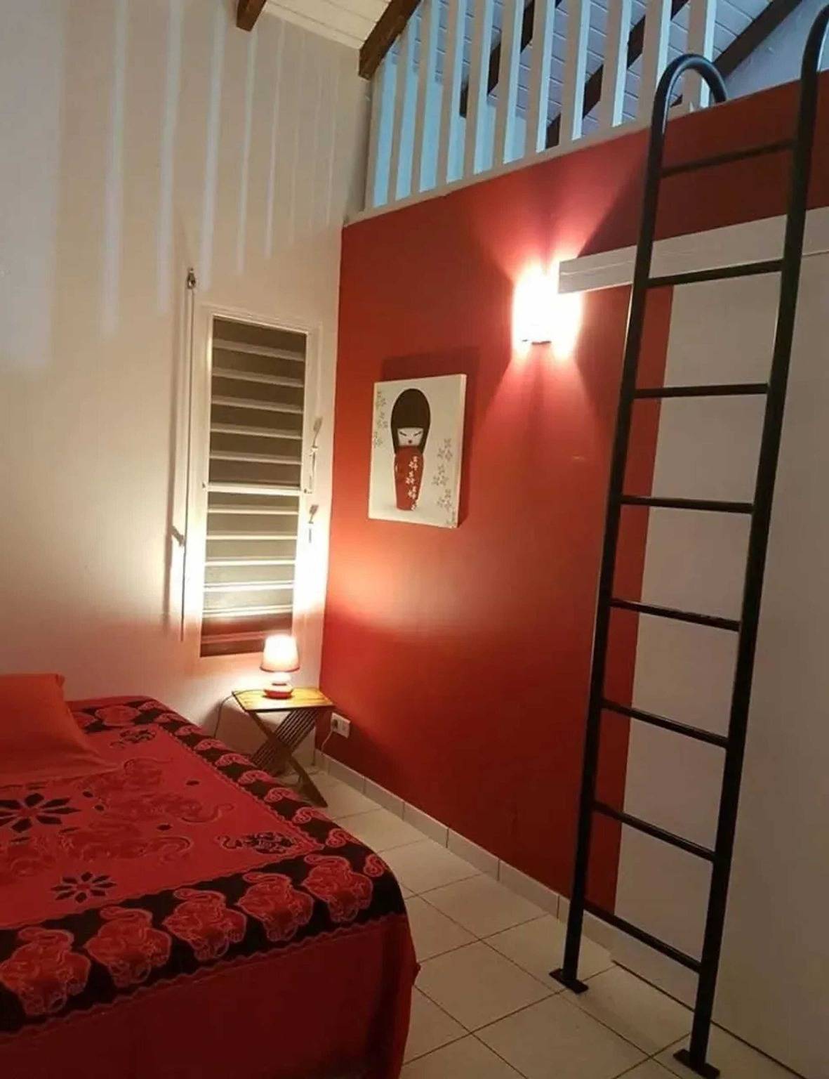Entire studio, Charming Studio with Pool in Vieux-Habitants, 26 m² in Vieux-Habitants, Guadeloupe (Caribbean)