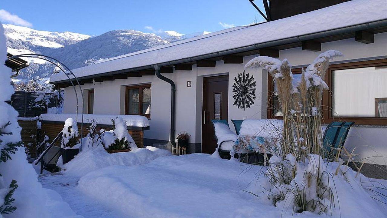 Bungalow para 4 Personas en Fügen, Zillertal