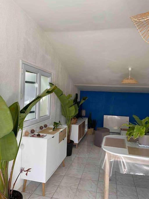 Location de vacances pour 4 personnes, avec vue, animaux acceptés à Asnières-la-Giraud - 2