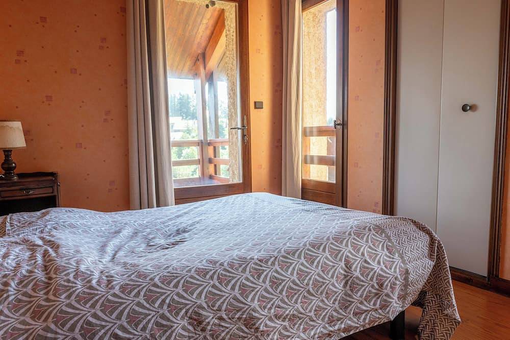 Chalet à la Montagne in Station de Laye, Laye