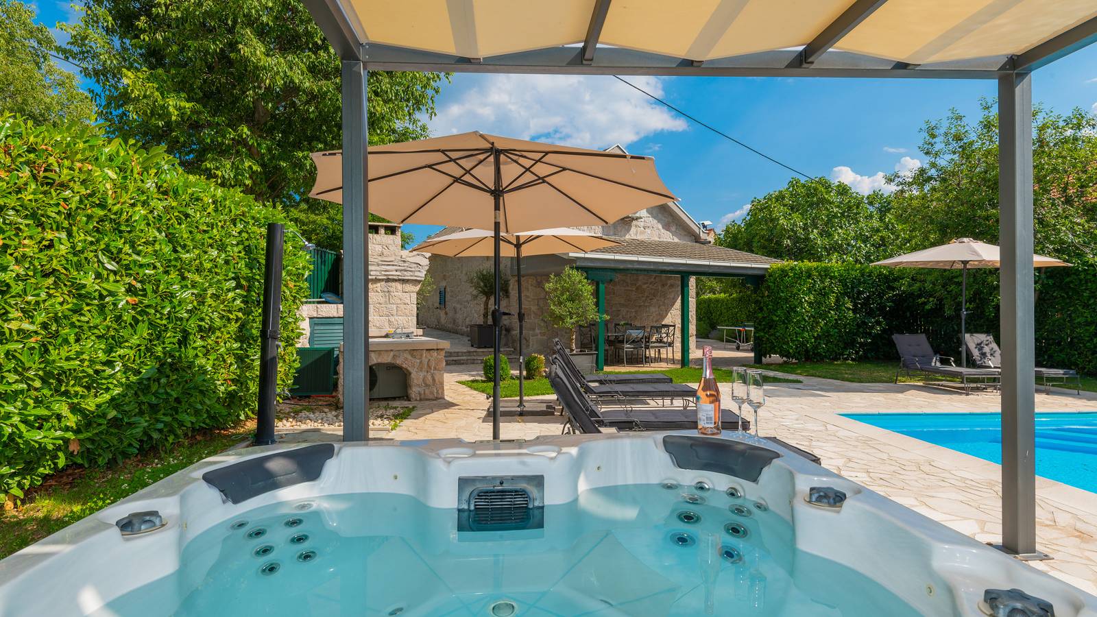 Villa Manuella - Kamena oaza by Villas Guide in Imotski, Makarska Riviera