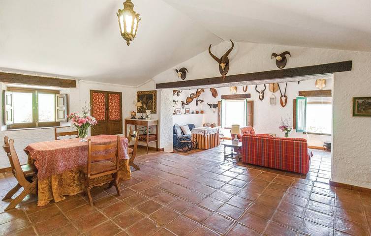 Apartamento frente al río con piscina, aparcamiento y WiFi in Zufre, Sierra de Aracena y Picos de Aroche