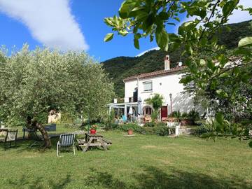 Chambre d’hôte pour 2 personnes, avec piscine ainsi que terrasse et jardin à Arles-sur-Tech