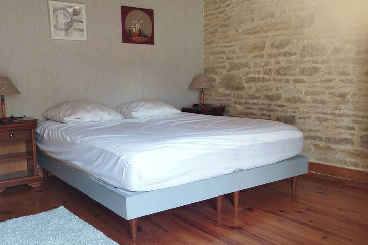 Location de vacances pour 6 personnes, avec jardin à Arçais - 4