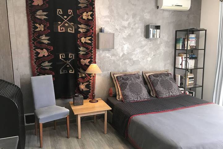 Location de vacances pour 2 personnes, avec Terrasse à Saint-Maximin (Nimes)