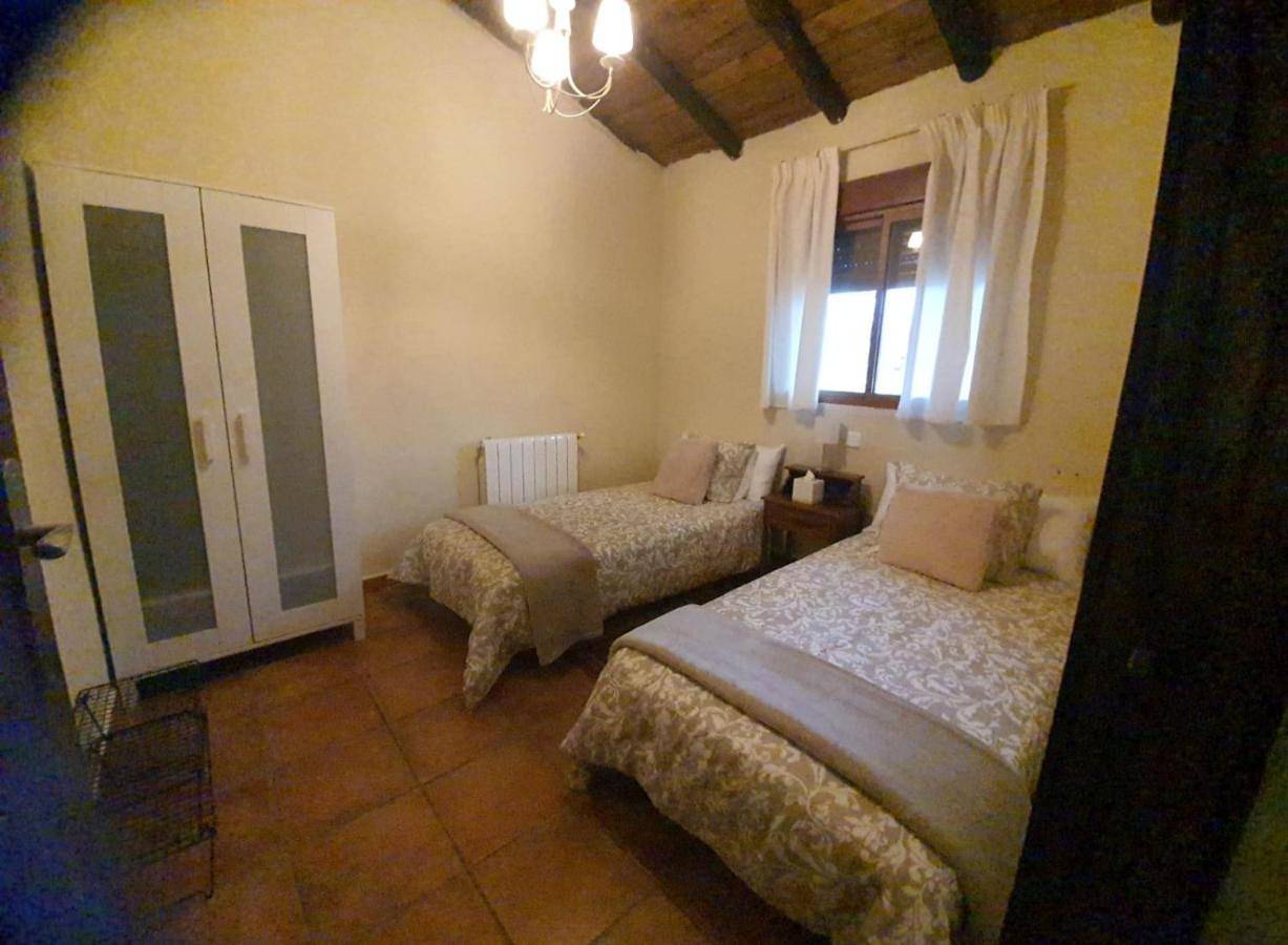 Casa Rural Las Traviesas in Candeleda, Valle del Tiétar