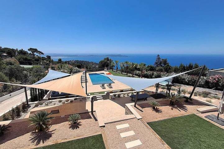 Villa pour 10 personnes, avec jardin et jacuzzi à Carqueiranne
