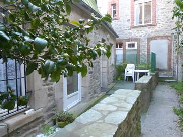 Gîte St Vaast - Maison du Pêcheur avec Terrasse Privée et Wi-Fi