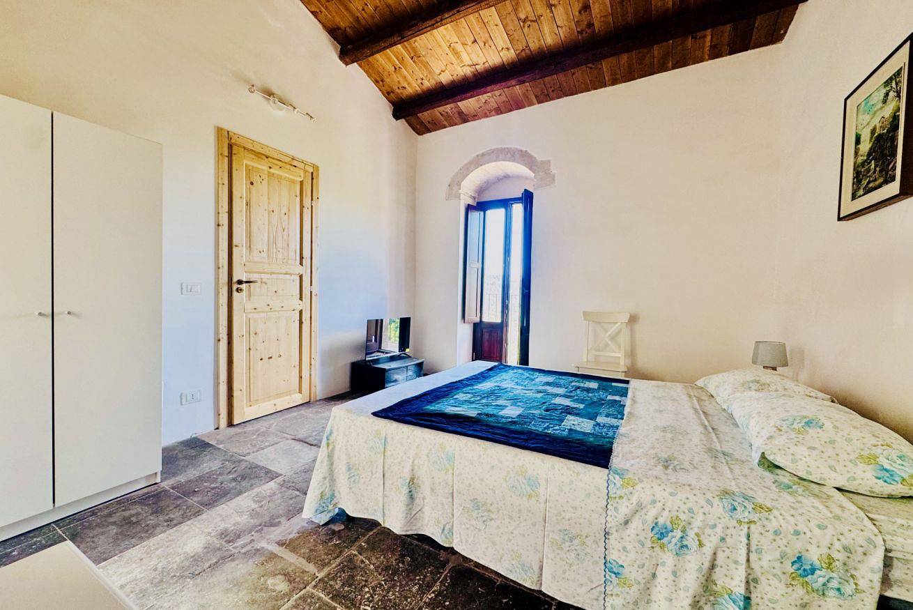 Entire apartment, Guesthost - Petra Pece Panoramic Apartment in Ragusa, Ragusa Province
