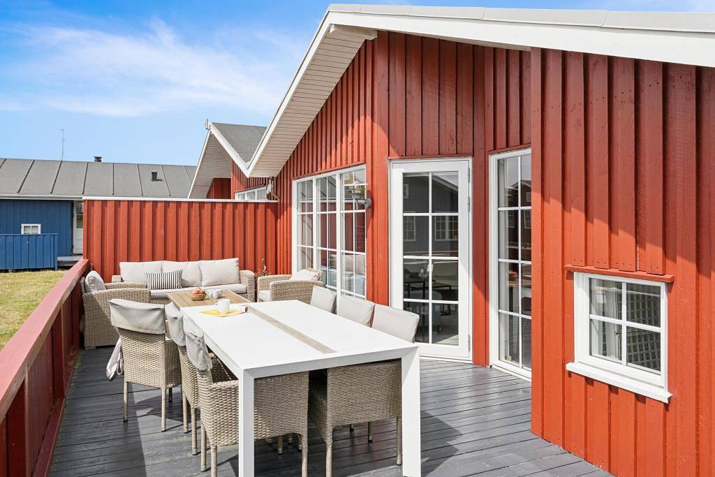 Helles und modernes Ferienhaus nah am Ringkøbing Fjord in Nørre Lyngvig, Hvide Sande