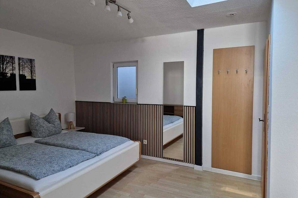 Apartamento entero, Kleine Modernisierte Innenhof- Feienwohnung im Bad Doberaner Zentrum in Bad Doberan (Ciudad), Bad Doberan