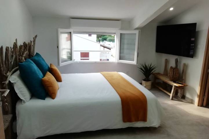 Gîte pour 6 personnes, avec jardin et terrasse dans Salin-de-Giraud - 4