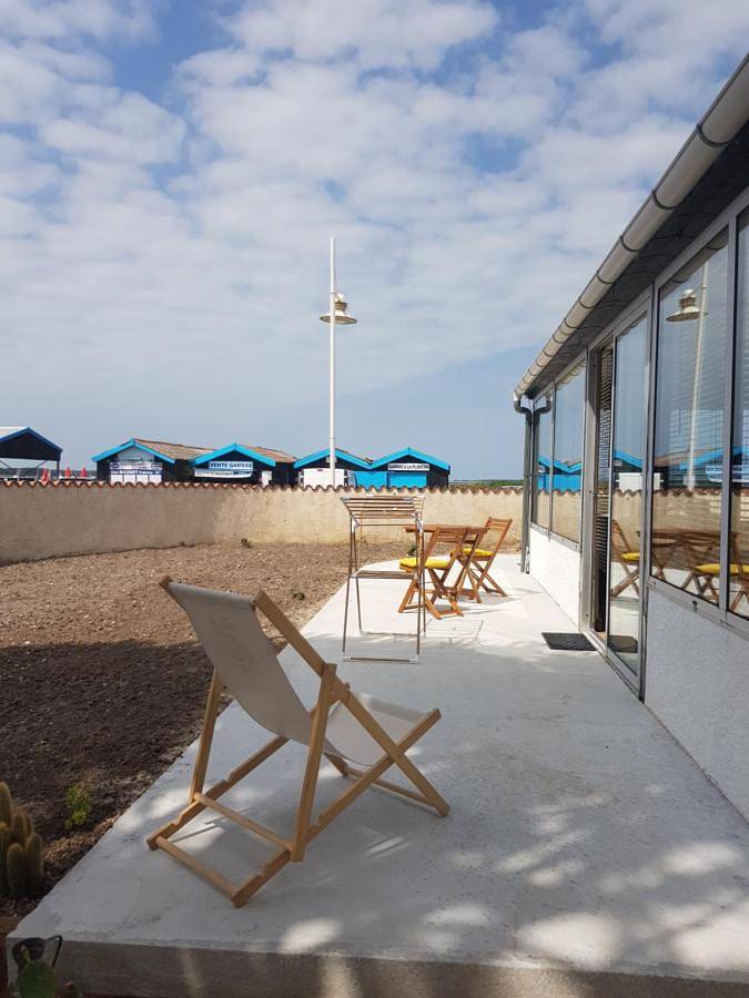 Location de vacances pour 6 personnes, avec vue sur le lac ainsi que vue et jardin dans Marennes-Plage - 3