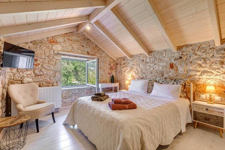 Bungalow für 4 Personen, mit Terrasse und Garten sowie Ausblick auf Korfu - 3