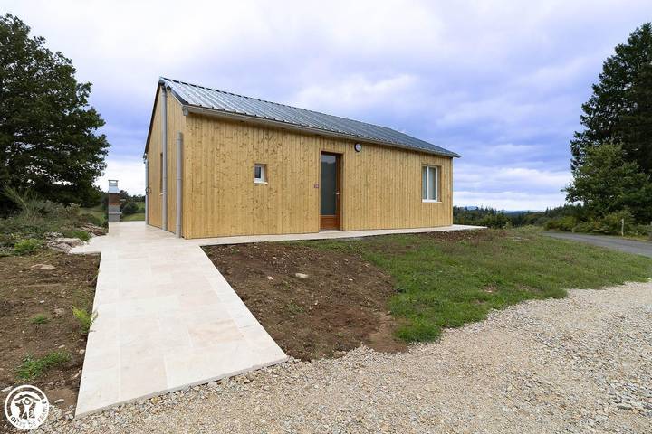 Gîte pour 6 personnes, avec Terrasse ainsi que Jardin et Vue