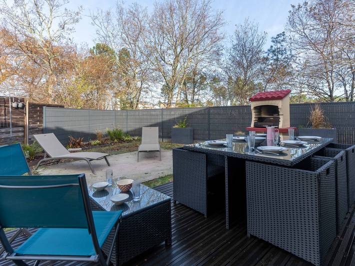 Location de vacances pour 6 personnes, avec terrasse et jardin dans Biscarrosse (bourg) - 2