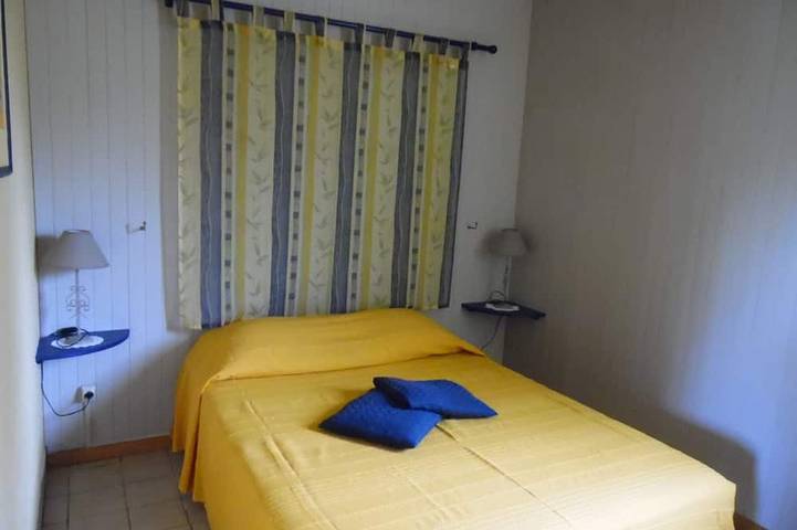 Location de vacances pour 6 personnes, avec piscine dans Saint-Michel-de-Bannières - 2