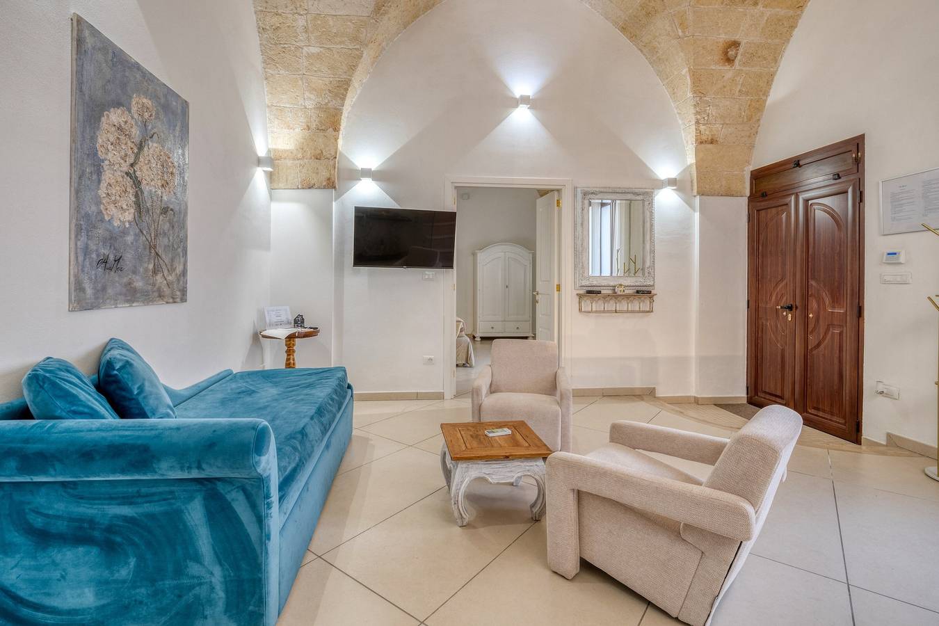 Appartamento intero, Appartamento 'Volta' con Terrazza Privata, Wi-Fi e Aria Condizionata in Mesagne, Salento