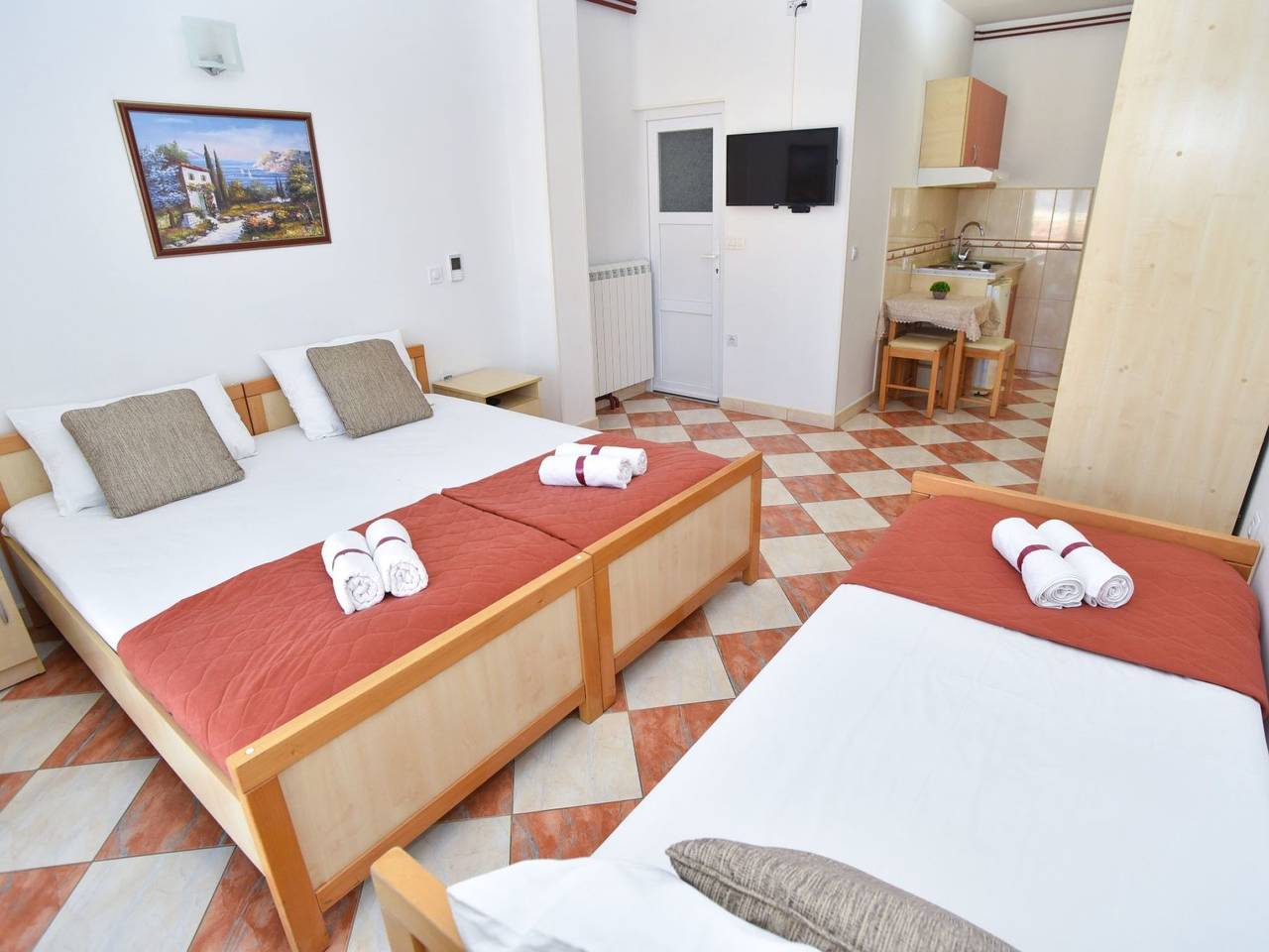 Appartement entier, Studio für 3 Personen in Tivat, Bay of Kotor
