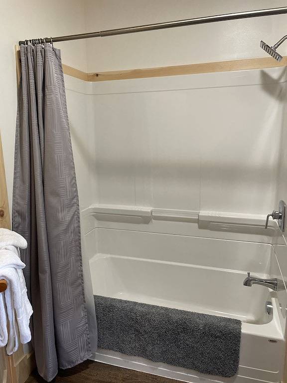 Baker cabin|Downtown Greenville-Moosehead Lake|Wifi|Pets Ok|2 cabins available in Greenville (ME), Moosehead Lake