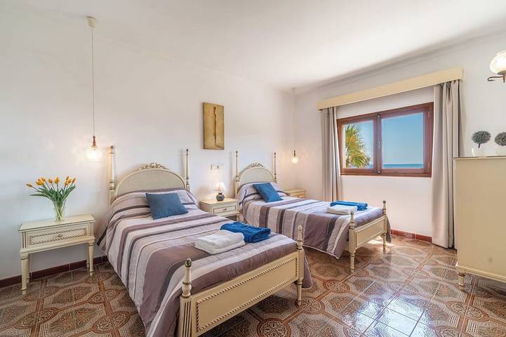 Finca für 6 Personen, mit Terrasse in S'Illot Cala Morlanda - 4