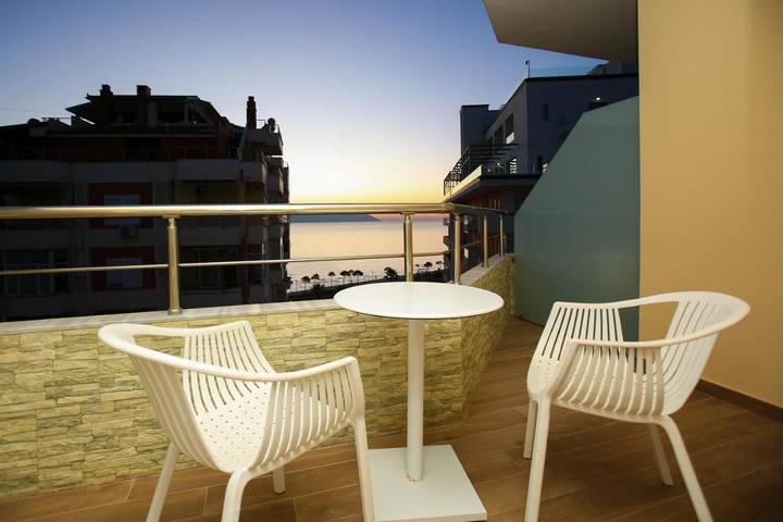 Chambre d’hôte pour 2 personnes, avec balcon et vue en Albanie - 4