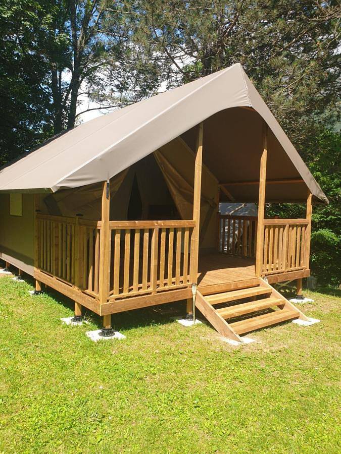 Lodge du camping la Porte St Martin in Saint-Martin-en-Vercors, Parc naturel régional du Vercors