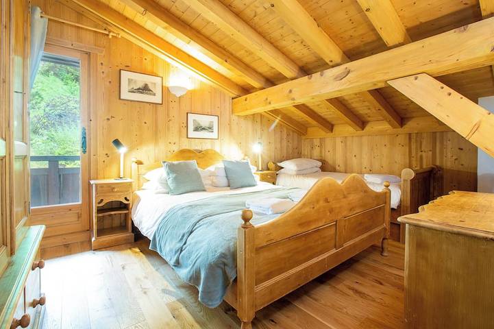 Sci in sci fuori chalet. Ottima posizione sul Pleney. 5 camere da letto per 10 persone. in Morzine, Les Portes du Soleil