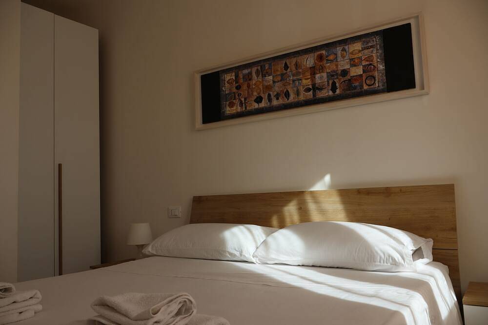 Domus San Domenico - Central - Parking - Wifi in Terracina, Agro Pontino