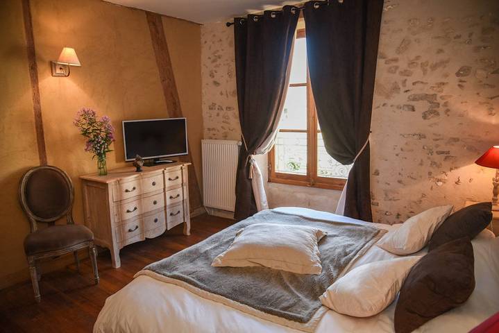 Chambre d’hôte pour 5 personnes, avec jardin et piscine, animaux acceptés en Picardie - 2