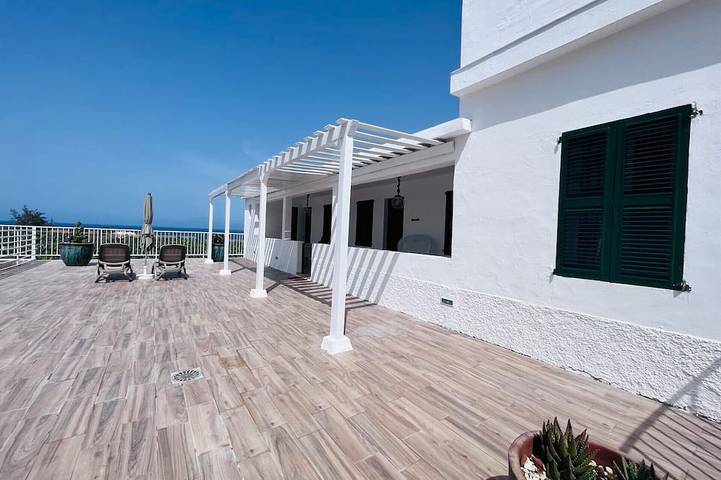 Villa pour 4 personnes, avec balcon et jardin - 1