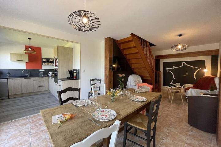 Gîte pour 5 personnes, avec jardin