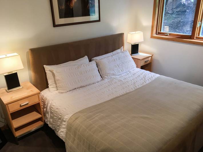 Vacation house for 8 people, with hot tub and balcony in Vail