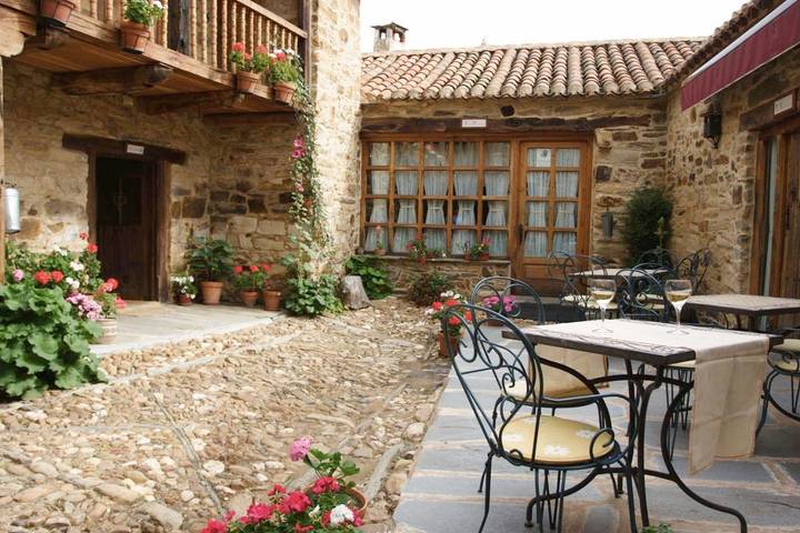 Hotel para 3 personas, con jardín y vistas en Maragatería - 4