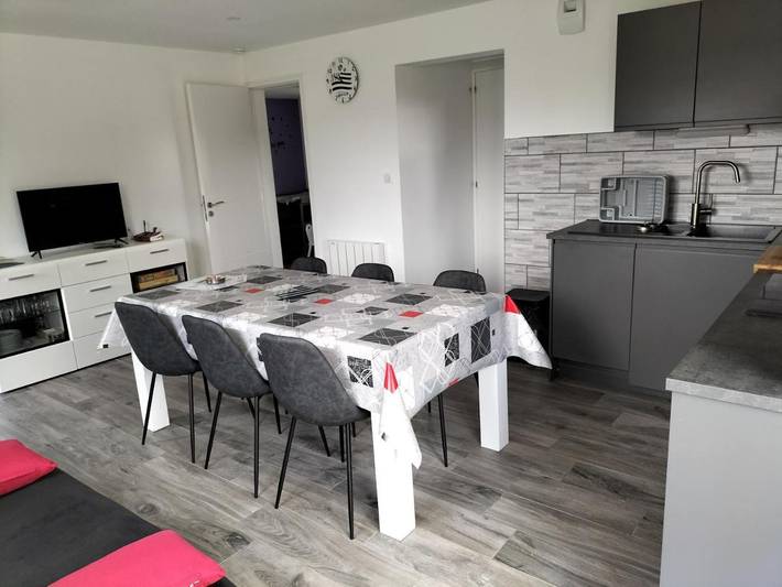 Location de vacances pour 4 personnes, avec jardin et terrasse à Concoret - 2