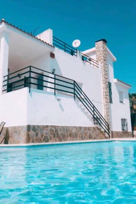 Casa rural para 5 personas, con Balcón y Terraza además de Jardín y Piscina en Vinaroz