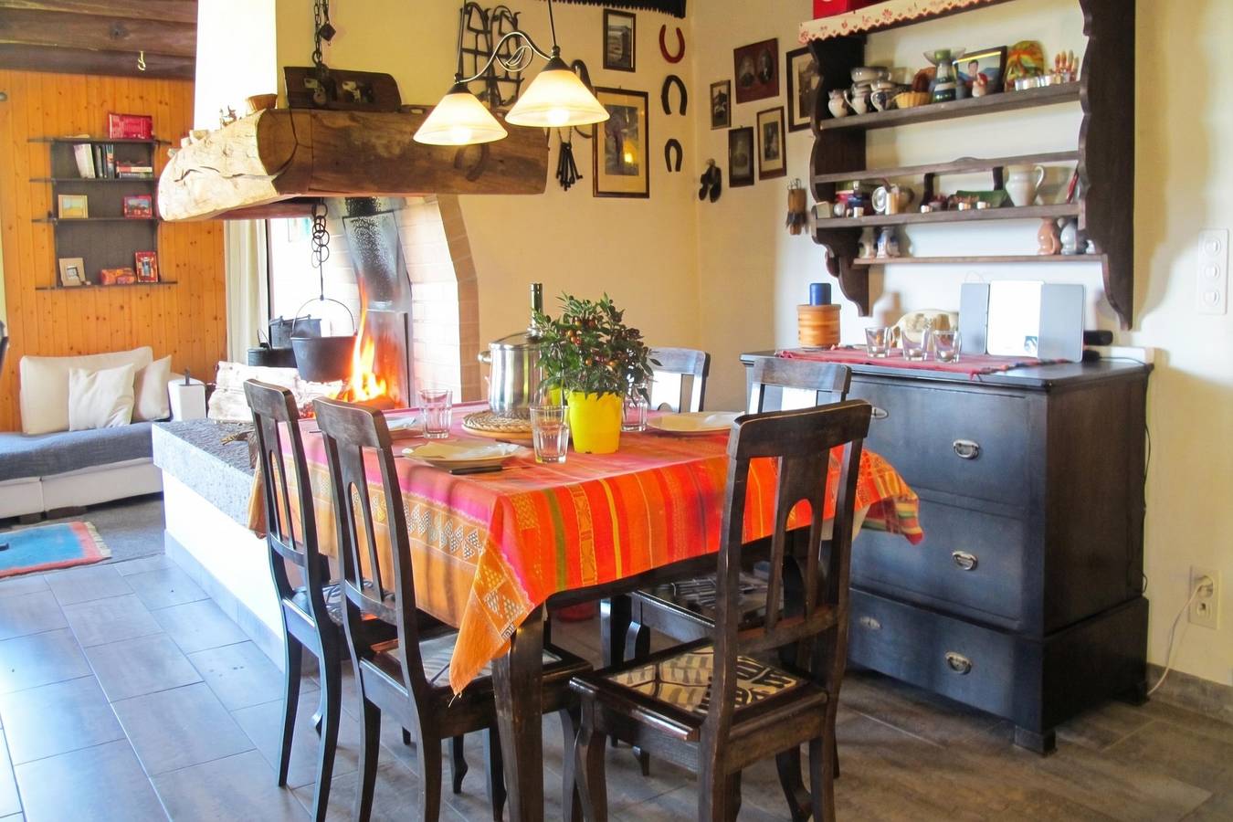Ca Brunella 1 Lake Maggiore View Terrace for Two in Gerra Piano, Cugnasco-Gerra