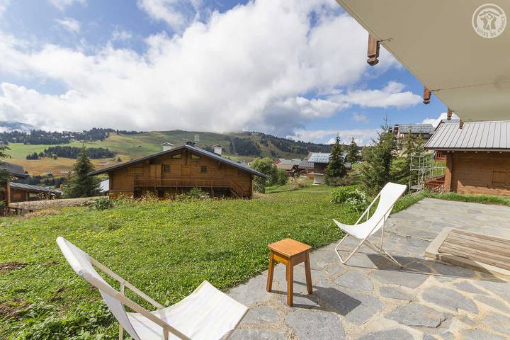 Gîte pour 4 personnes, avec terrasse à Les Saisies - 2