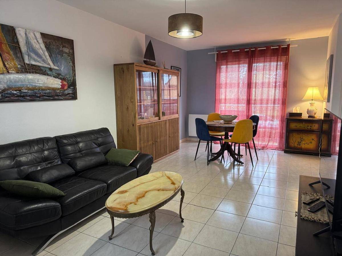 Appartement entier, Two-Bedroom Apartment in Crozon, Iroise