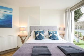 Cottage for 8 People in Menai Bridge, Isle of Anglesey, Photo 1